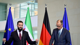 Alemanha pressiona por retorno de refugiados s&iacute;rios durante visita de Al-Sharaa