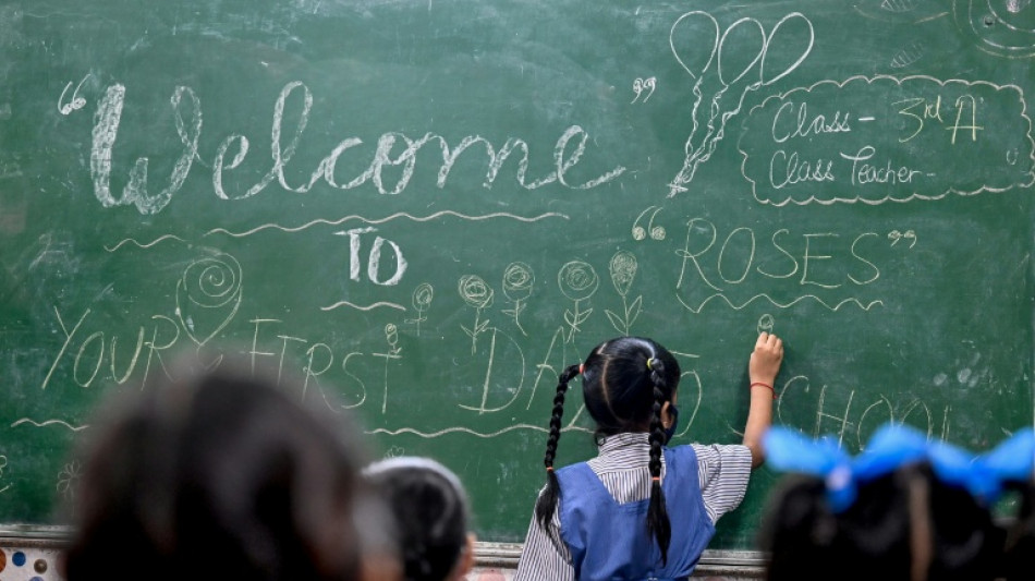  Al&eacute;as climatiques: les filles expos&eacute;es &agrave; "un risque accru de d&eacute;crochage scolaire" 