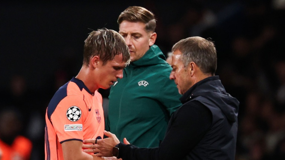  Dani Olmo ficar&aacute; um m&ecirc;s afastado por les&atilde;o e vira desfalque no Bar&ccedil;a contra Real Madrid 
