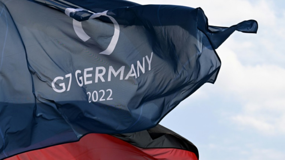 Oxfam fordert vor G7-Gipfel &Uuml;bergewinnsteuer f&uuml;r gr&ouml;&szlig;te Unternehmen