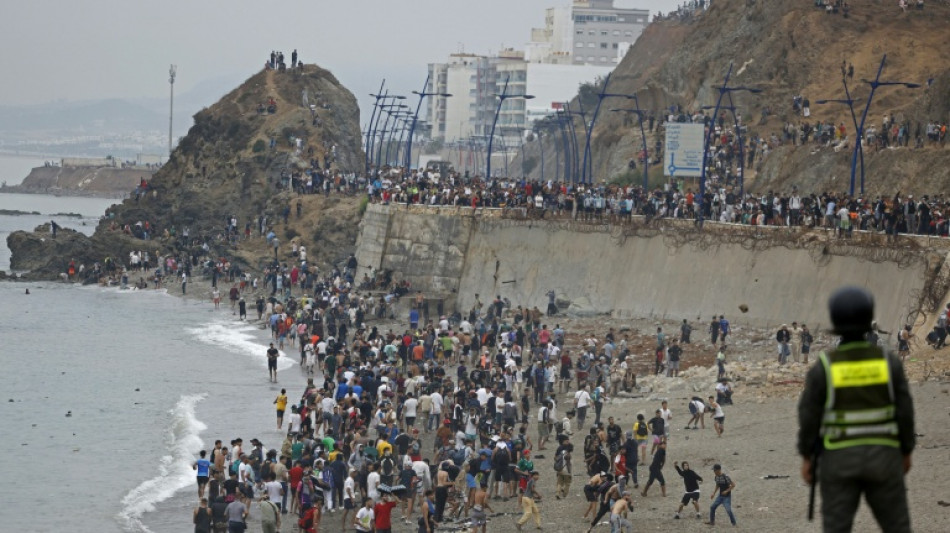  Rumores e alvoro&ccedil;o semeiam caos na fronteira entre Marrocos e Ceuta 