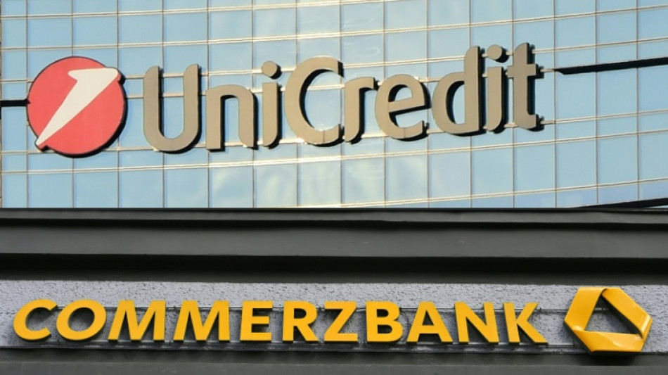  Commerzbank-UniCredit: Berlin cherche &agrave; peser sur une prise de contr&ocirc;le annonc&eacute;e 