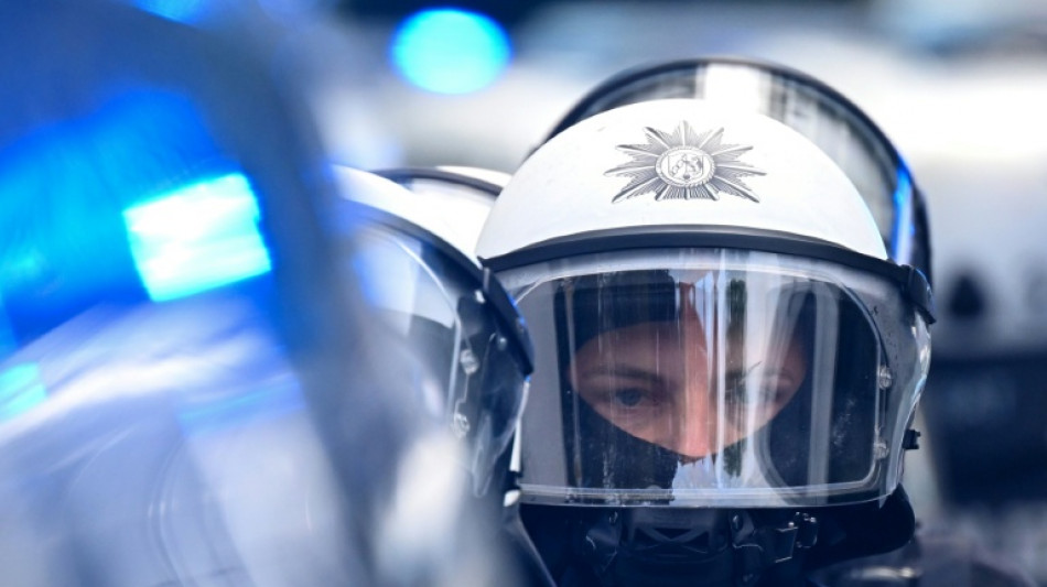  Polizeibilanz zu Protesten gegen AfD in Erfurt: "&Uuml;berwiegend friedlich"  