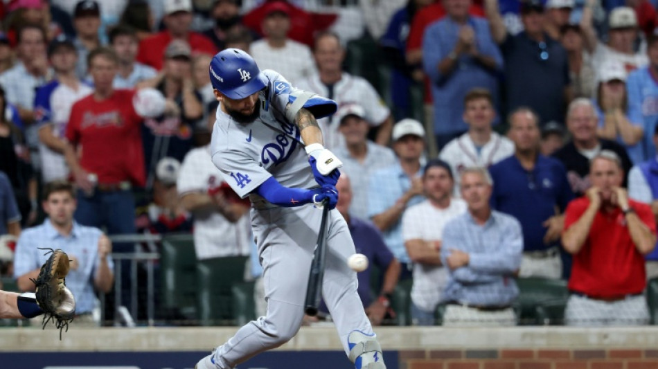  Dodgers beat Braves to advance in MLB playoffs, Rays oust Yankees 