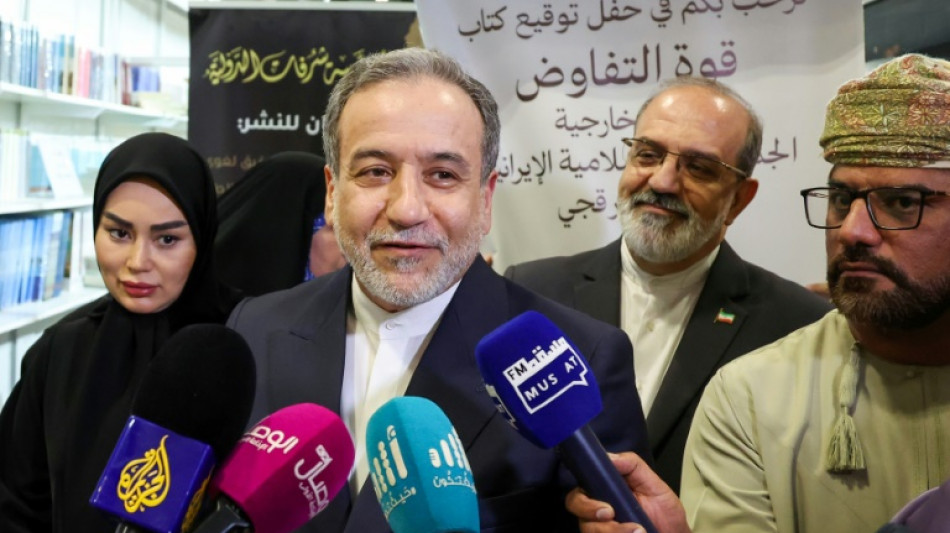 Ir&aacute;n y EEUU celebran tercera ronda de conversaciones sobre programa nuclear