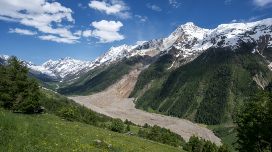 Swiss glacier collapse could cost huge sums: insurers
