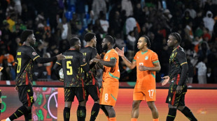 Costa do Marfim e Camar&otilde;es empatam (1-1) na Copa Africana de Na&ccedil;&otilde;es