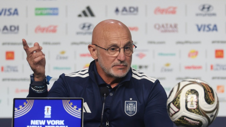  Messi to get 'special attention' from Spain, says de la Fuente 