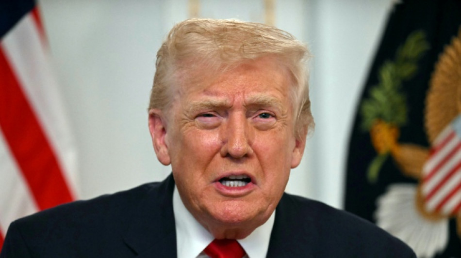 Trump: Von Biden mit "Unterschriftenautomaten" signierte Dokumente sind ungültig