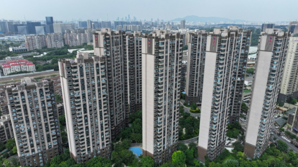 China recorta una tasa clave para estimular su ralentizada econom&iacute;a