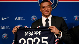 Foot: Mbapp&eacute; souscrit au projet PSG, qu'il promet de ne pas cannibaliser