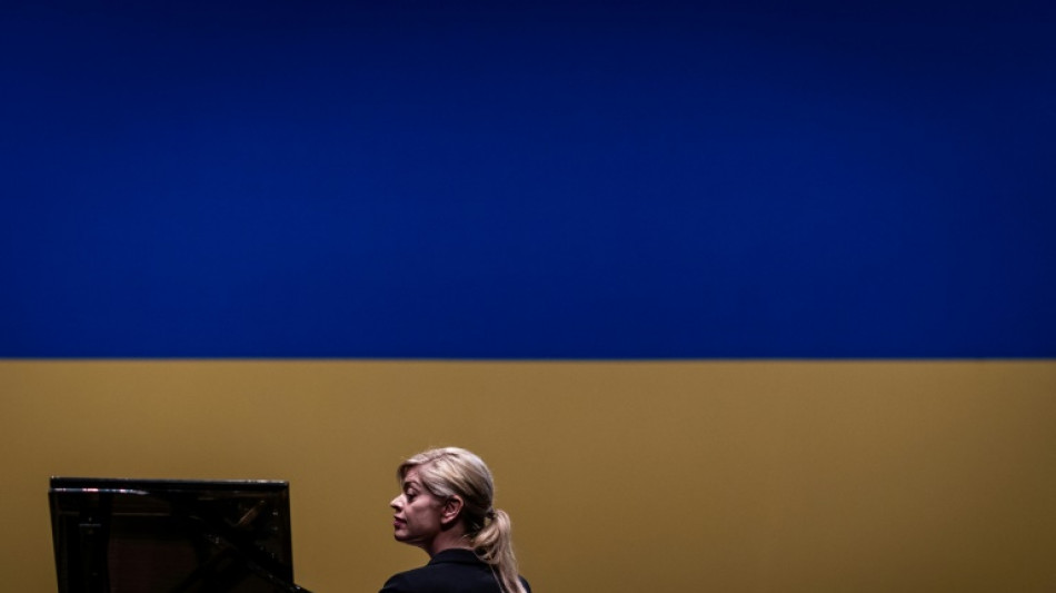 R&eacute;unis au sein d'un orchestre exceptionnel, de grands musiciens ukrainiens vont au "front culturel"