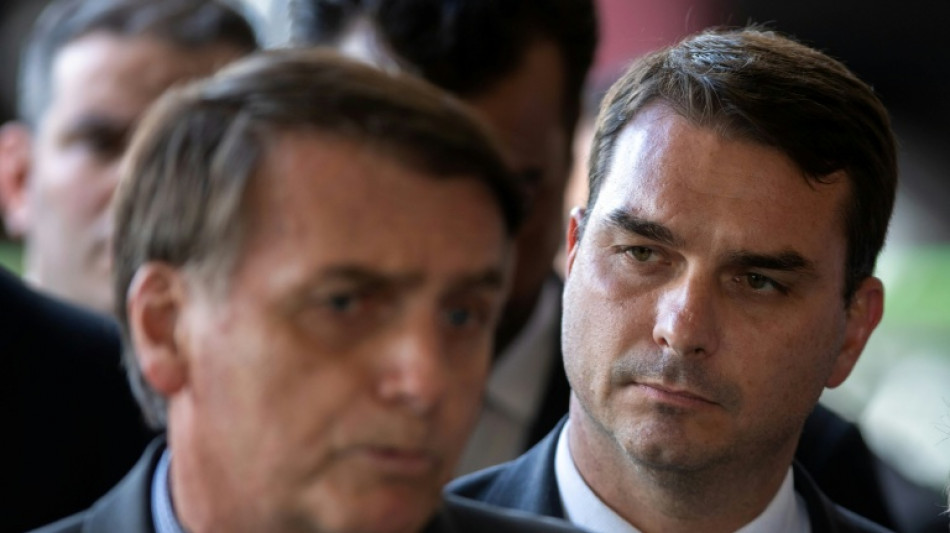  Brésil: Bolsonaro désigne son fils aîné pour disputer la présidentielle de 2026 