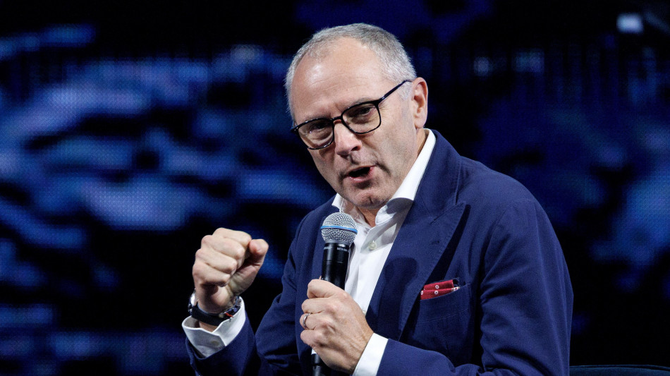  Domenicali indica la rotta alla Ferrari, "nella tempesta barra dritta" 