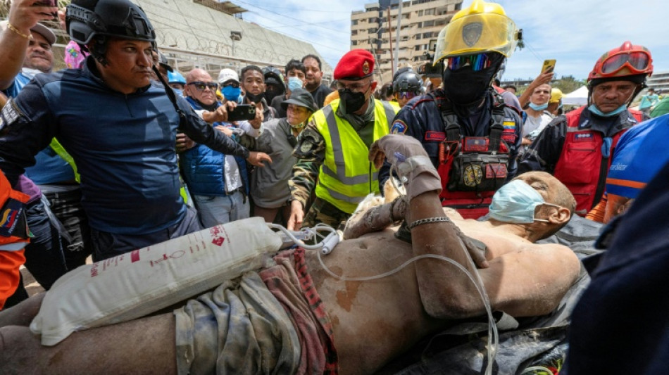  Critical rescue window closing in Venezuela as quake death toll nears 1,500 