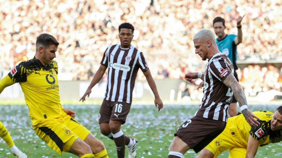 Wildes Spiel auf St. Pauli: BVB stolpert zum Auftakt