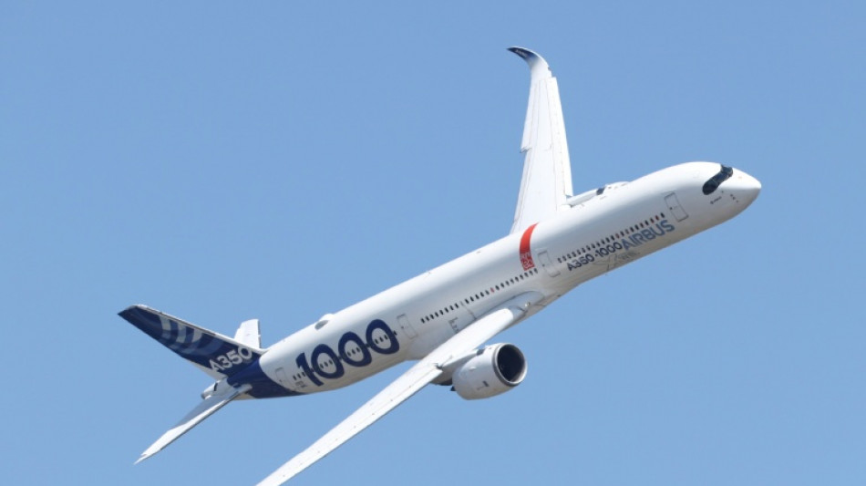  Airbus, Boeing fly in different directions at Farnborough 