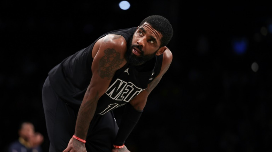 NBA: les Nets suspendent Irving, qui finit par s'excuser d'avoir promu un film antis&eacute;mite