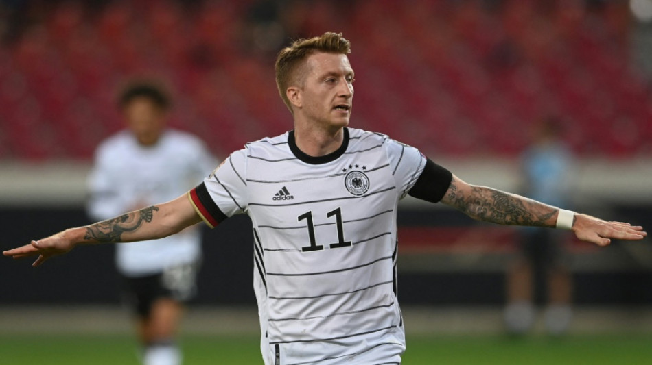 Reus Option f&uuml;r England-Spiel: Flick ist "nicht bange"
