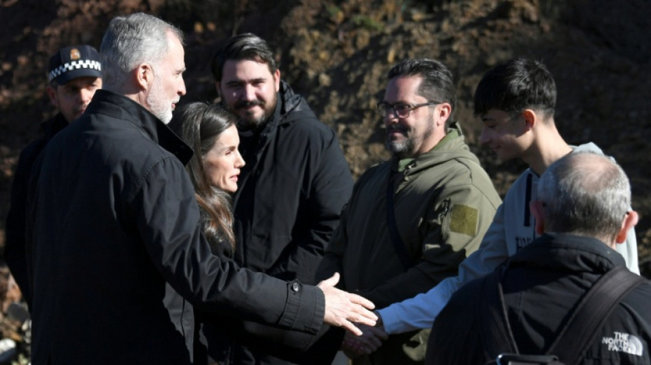 Reis da Espanha visitam local do acidente ferrovi&aacute;rio na Andaluzia