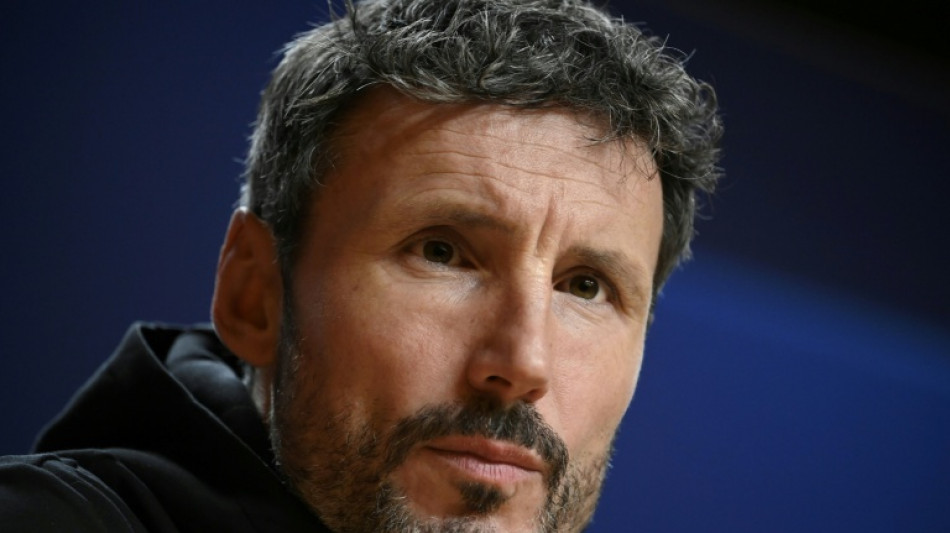  Mark van Bommel &eacute; o novo t&eacute;cnico da sele&ccedil;&atilde;o da B&eacute;lgica 