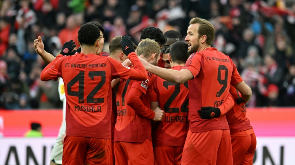 Kane faz 2 e Bayern vence Holstein Kiel no Campeonato Alem&atilde;o