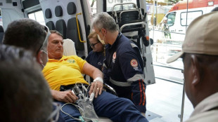 Bolsonaro es hospitalizado en Brasil por "fuertes dolores" en el abdomen