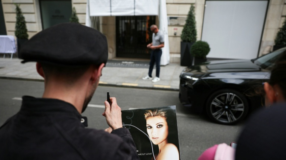  "On chante faux et on assume!": les karaok&eacute;s sp&eacute;cial C&eacute;line Dion en &eacute;bullition 