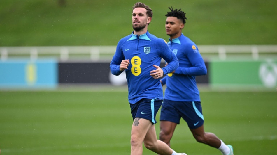 Jordan Henderson deixa Ar&aacute;bia Saudita e assina com Ajax
