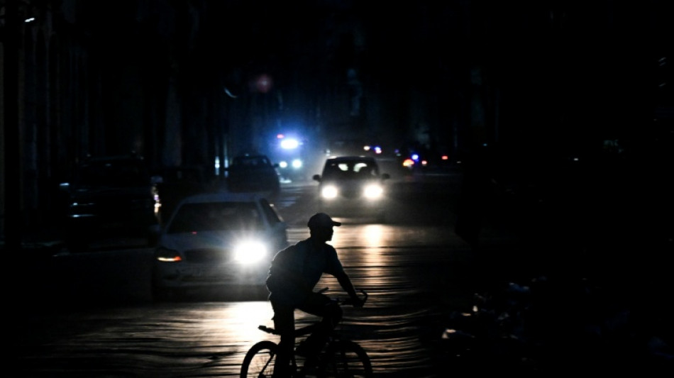  Power returns to Cuba's west after grid failure  