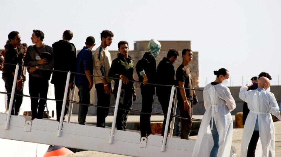 SOS M&eacute;diterran&eacute;e demande l'aide de Paris, Madrid et Ath&egrave;nes pour d&eacute;barquer 234 migrants