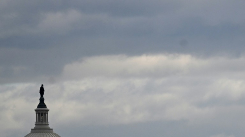 Senado dos EUA evita paralisa&ccedil;&atilde;o parcial do governo