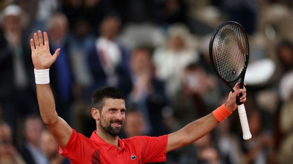 Djokovic vence em sua estreia em Roland Garros; João Fonseca atropela Hurkacz