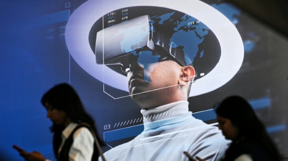  Especialista em computa&ccedil;&atilde;o adverte que corrida da IA amea&ccedil;a sobreviv&ecirc;ncia humana 