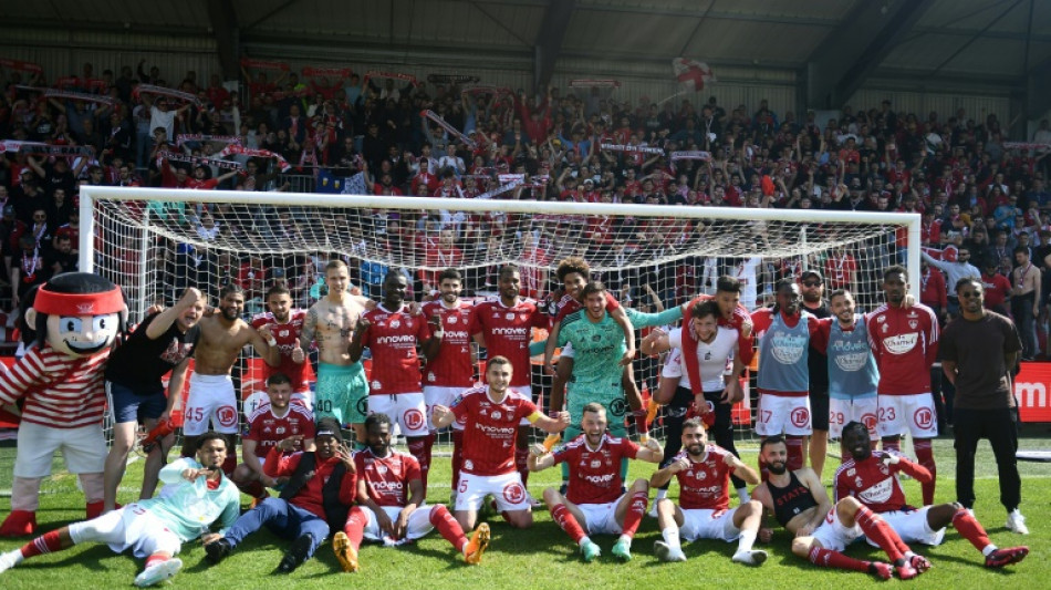 Ligue 1: Brest d&eacute;finitivement sauv&eacute;, Stasbourg doit attendre  