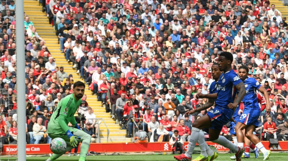  Liverpool limp towards Champions League with Chelsea draw 
