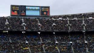 W&ouml;lfinnen in Barcelona vor gro&szlig;er Kulisse