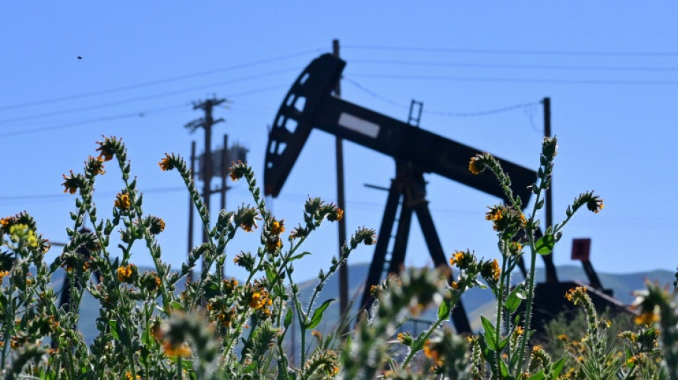  Stocks move lower despite oil prices dropping  