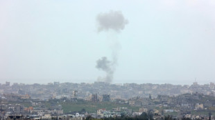 Isra&euml;l &eacute;tend son op&eacute;ration au sol &agrave; Gaza, le pr&eacute;sident isra&eacute;lien se dit "troubl&eacute;"