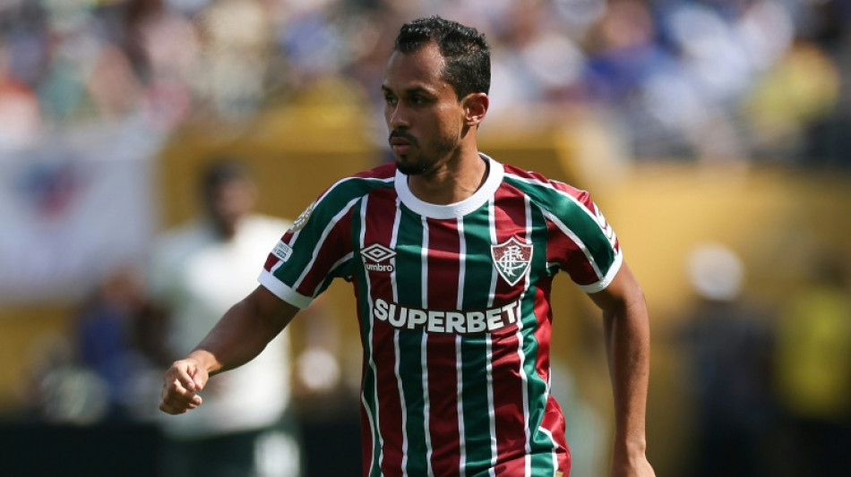  Am&eacute;rica do M&eacute;xico anuncia contrata&ccedil;&atilde;o por empr&eacute;stimo do meia Lima, do Fluminense 