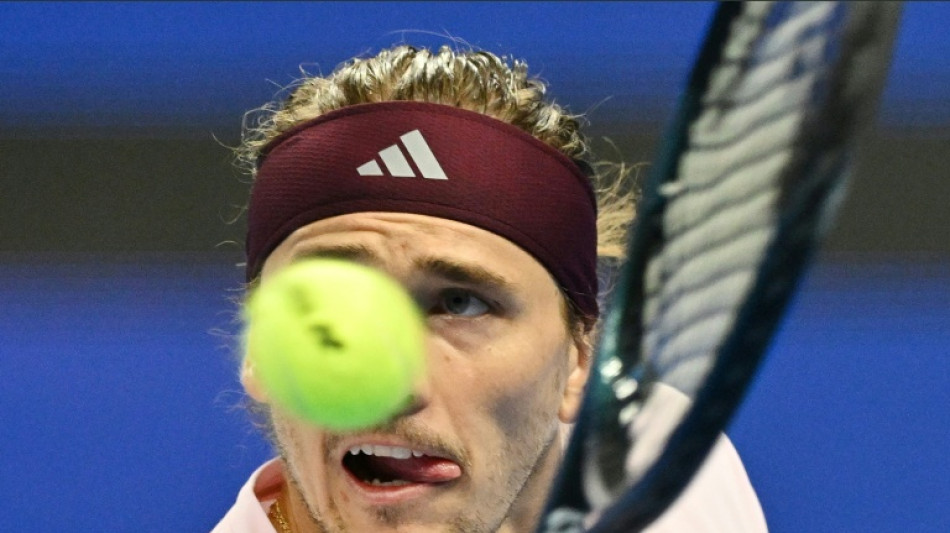  Zverev sets up Djokovic quarter-final at China Open, Rybakina out 