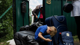 Partir pour ses enfants, le choix douloureux de familles dans l'est de l'Ukraine