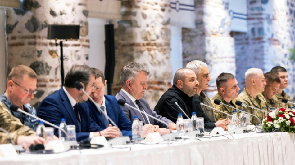 Ukraine et Russie s'accordent sur un &eacute;change de prisonniers, pas sur une tr&ecirc;ve