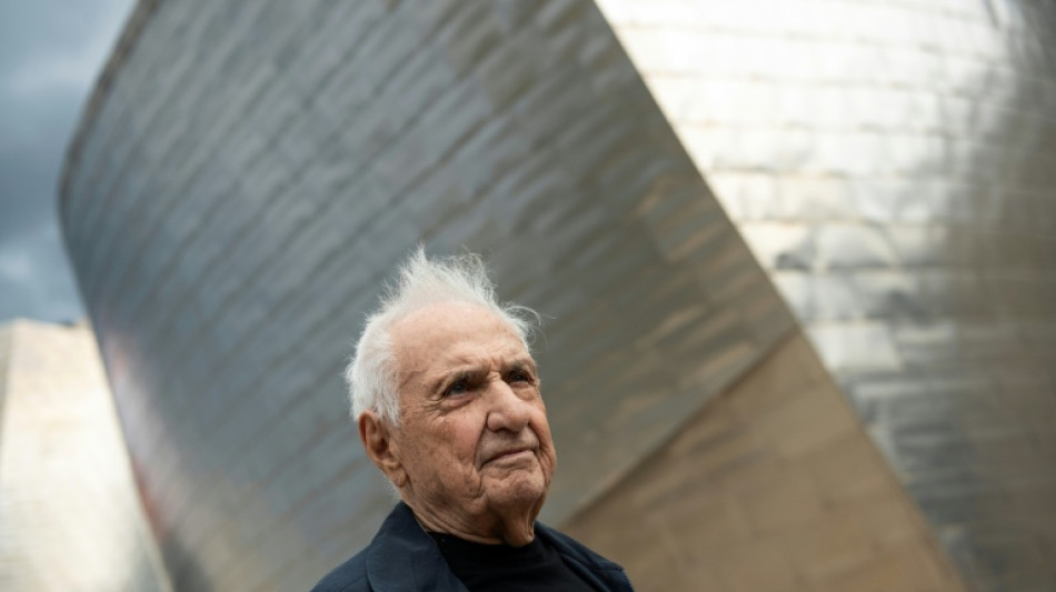  Morre, aos 96 anos, arquiteto americano-canadense Frank Gehry 