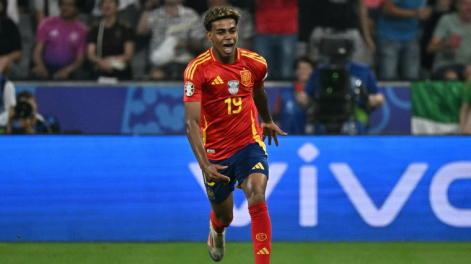 Lamine Yamal se torna o jogador mais jovem a marcar na hist&oacute;ria da Euro