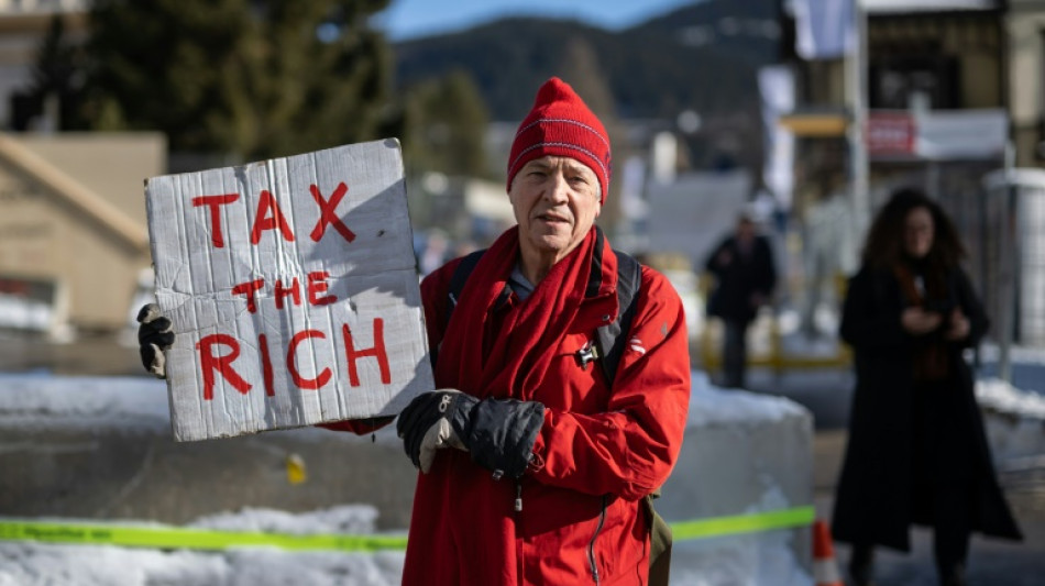 "Taxez-moi et taxez les gens comme moi", r&eacute;clame un millionnaire &agrave; Davos