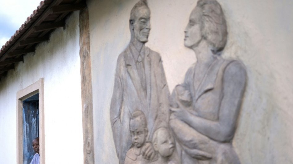 Do&ntilde;a Celeste, la madre centenaria de Pel&eacute;