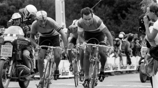 No room for sentiment as Hinault returns to site of world title glory
