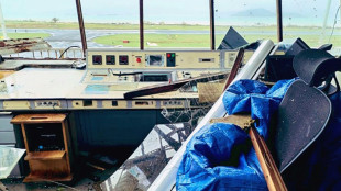 Mayotte d&eacute;vast&eacute; par un cyclone "exceptionnel", au moins deux morts