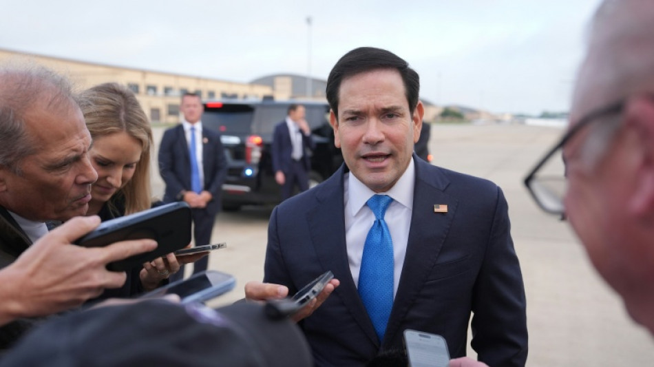  Rubio chega &agrave; Isl&acirc;ndia para refor&ccedil;ar controle americano sobre o &Aacute;rtico 